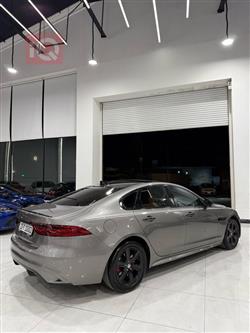 جاگوار XF